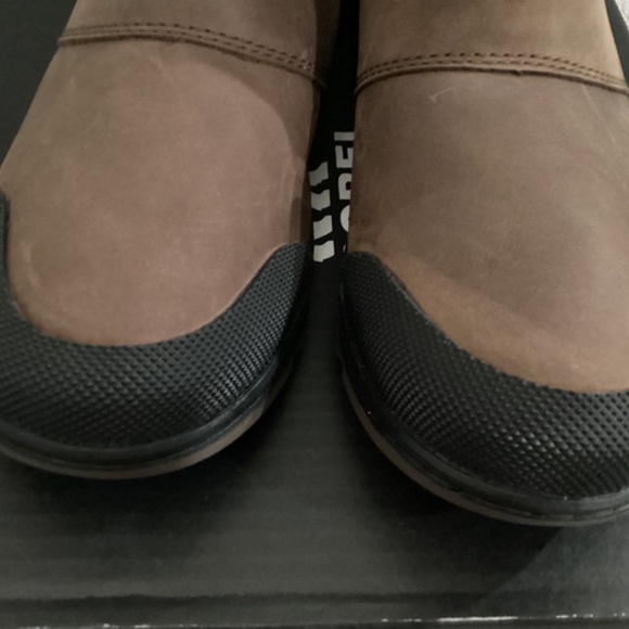 Sorel Brown and Black Men's Boots - Picture 12 of 12